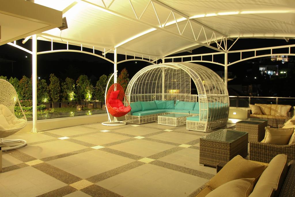 Daily Home Villa Dago Bandung Habitación foto